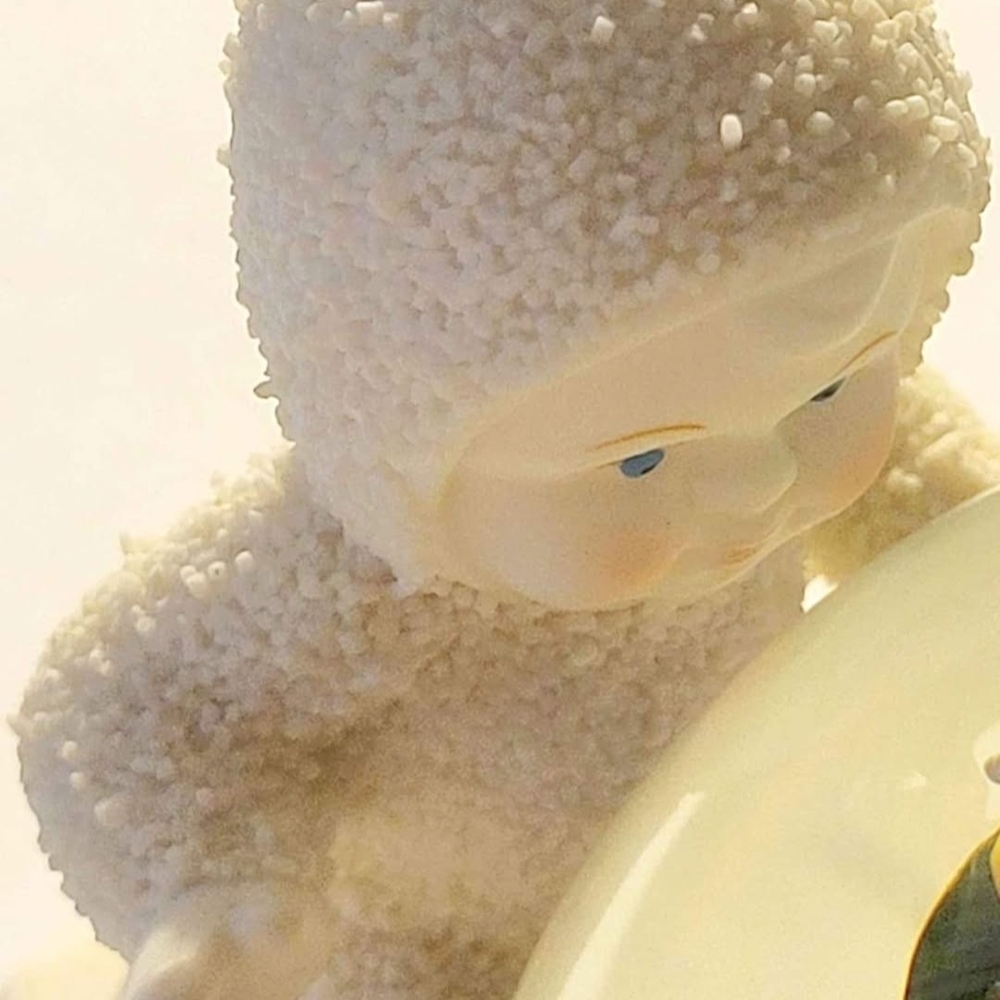 SNOW BABIES COLLECTABLE Wizard of Oz Snow Globe with Characters - Picture 7 of 9